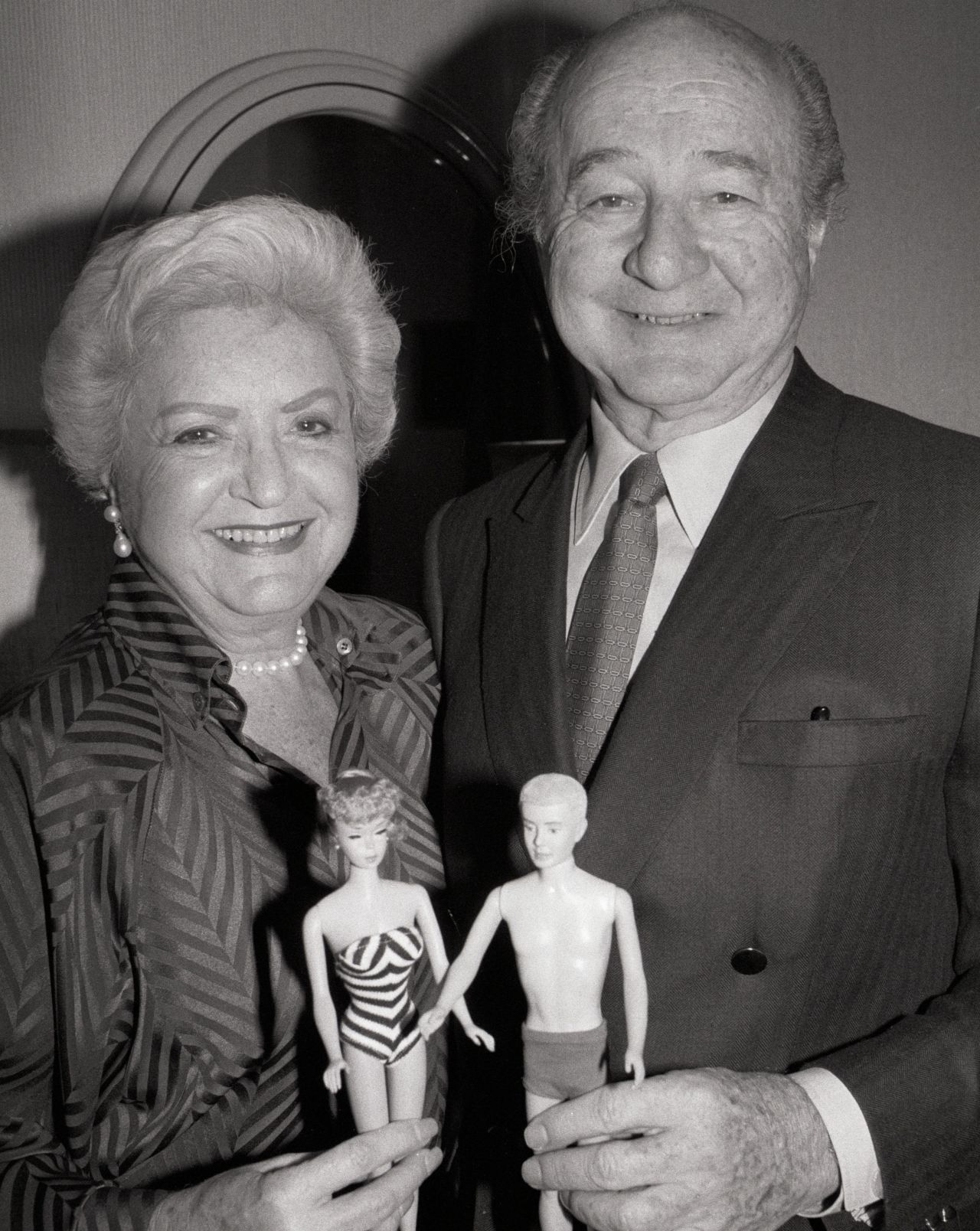 Ruth e Elliot Handler, co-fundadores da Mattel
