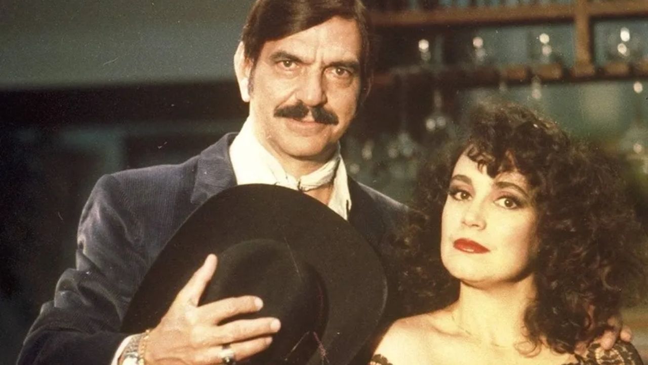 Lima Duarte e Regina Duarte em Roque Santeiro