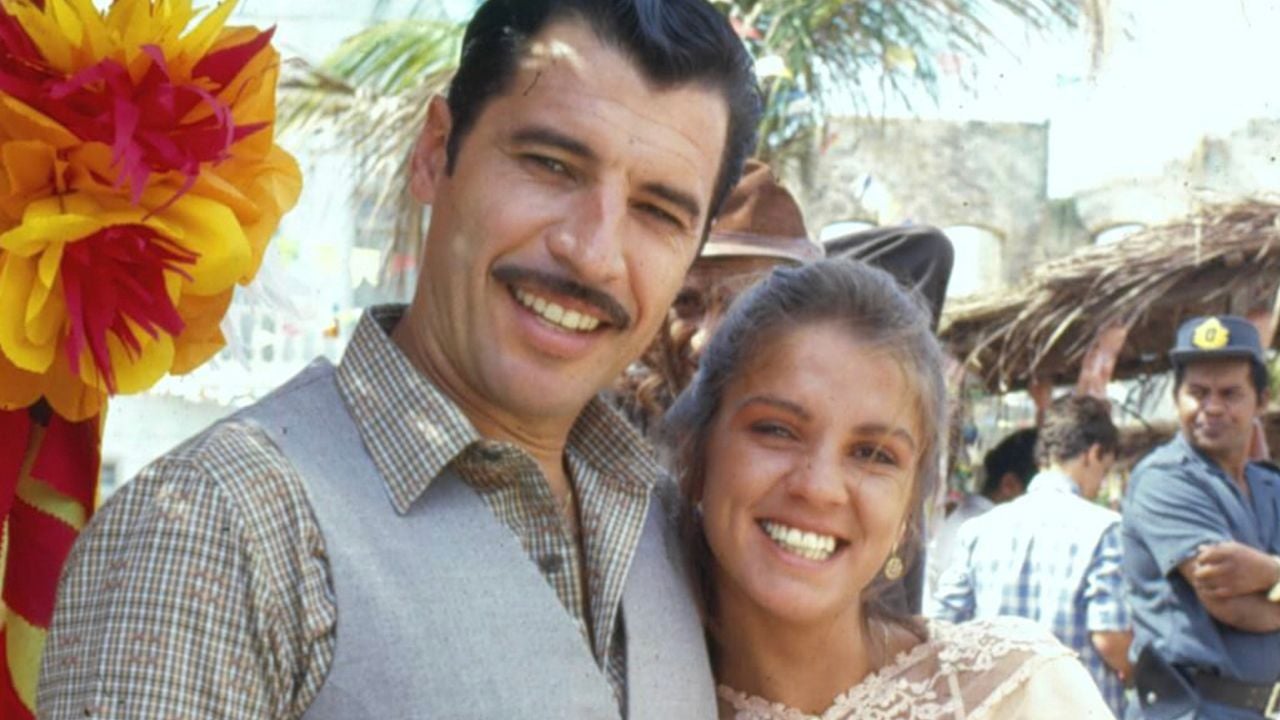 Paulo Betti e Tássia Camargo