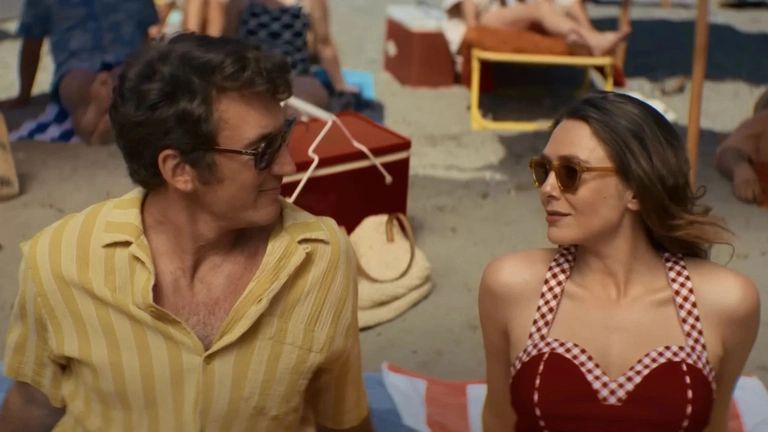 Elizabeth Olsen em seu próximo filme, Eternity.