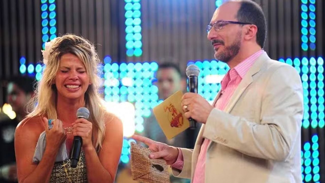 Karina Bacchi, campeã de A Fazenda 2, e o ex-apresentador Britto Junior 