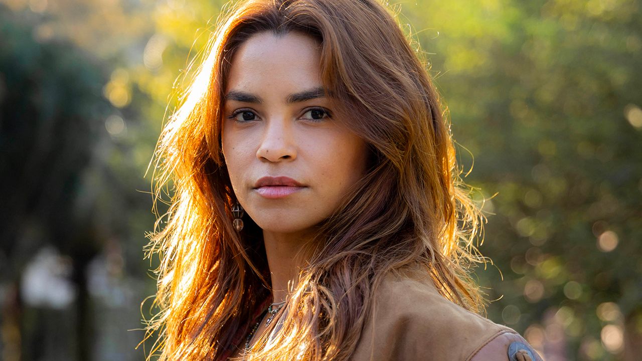 Lucy Alves é Lilith