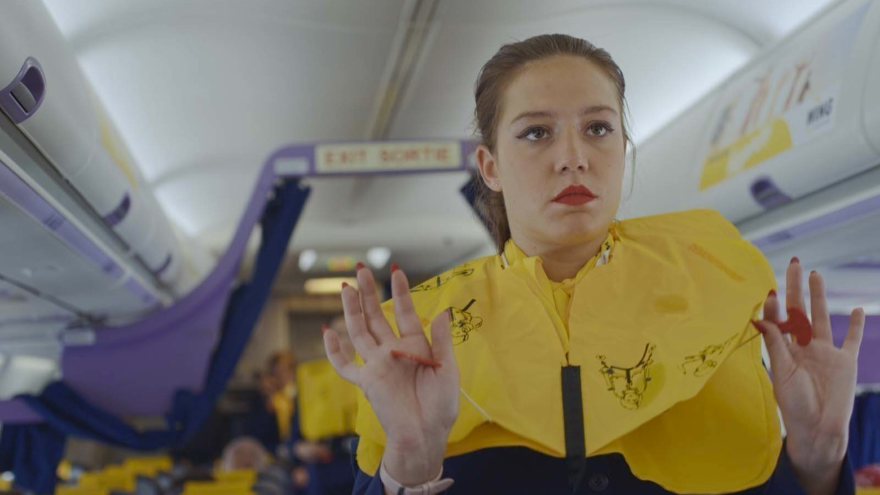 Adèle Exarchopoulos em cena de Bem-vindos a Bordo.