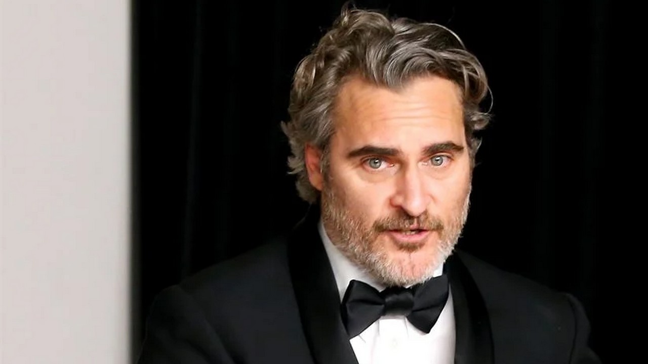 A pontuação do Rotten Tomatoes de Napoleão está entre as piores da década  de Joaquin Phoenix