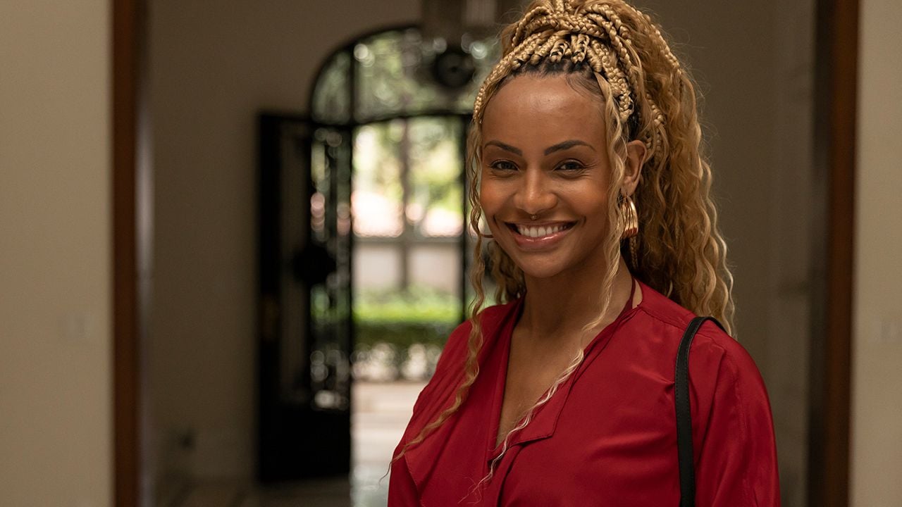 Kiara Felippe interpreta a professora de dança transsexual Andréa em Beleza Fatal