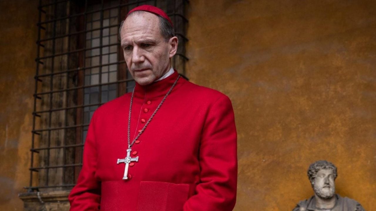 Conclave onde assistir a um dos filmes favoritos ao oscar 2025