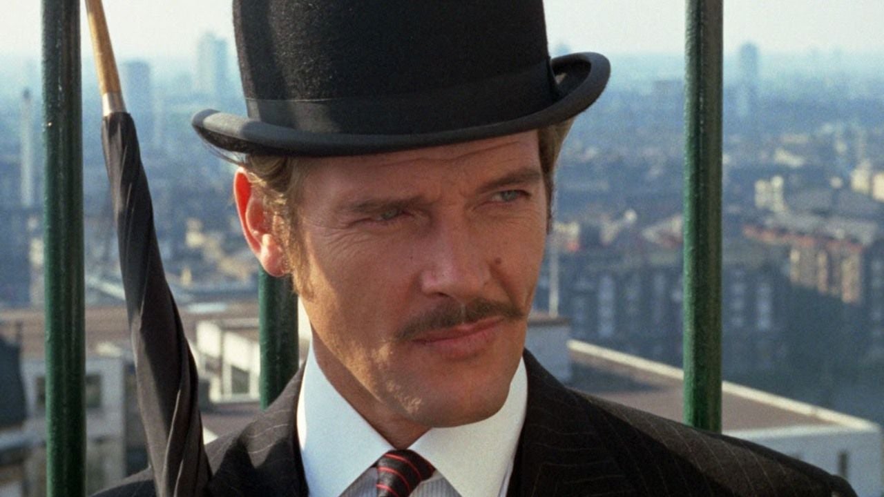 Roger Moore em O Homem Que Não Era