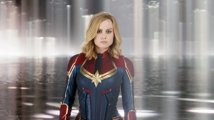 Brie Larson como Capitã Marvel