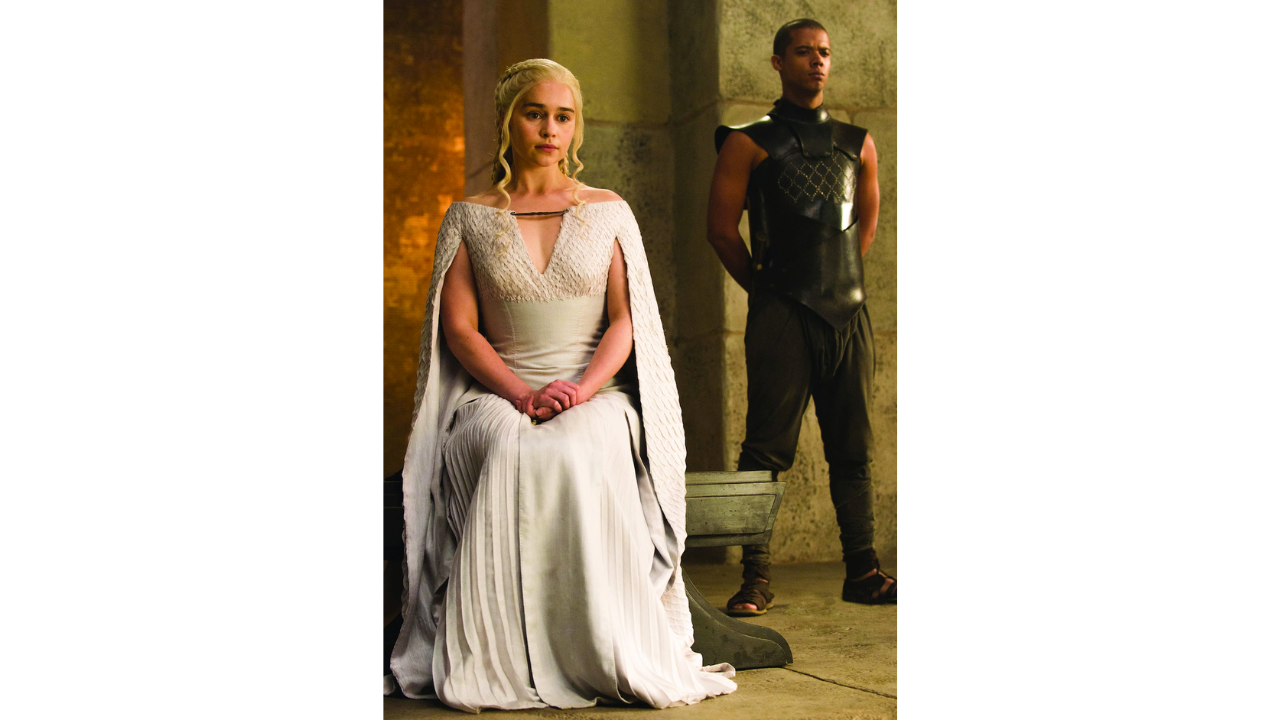 Daenerys (Emilia Clarke) e Verme Cinzento (Jacob Anderson) em cena da 5ª temporada de Game of Thrones.