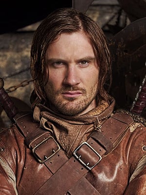 Next photo of Clive Standen