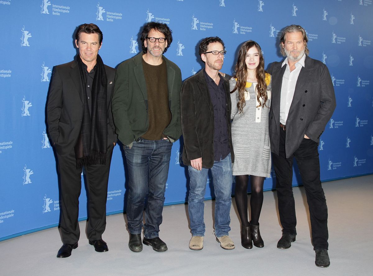 Foto de Ethan Coen Bravura Indômita Fotos Hailee Steinfeld, Joel Coen, Jeff Bridges, Josh Foto de Ethan Coen Bravura Indômita Fotos Hailee Steinfeld, Joel Coen, Jeff Bridges, Josh