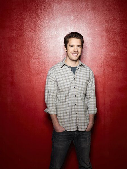 Breaking In : Fotos Bret Harrison - 27 no 32 - AdoroCinema