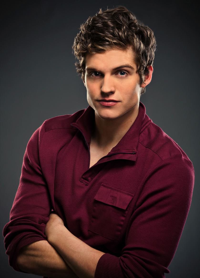 Daniel Sharman : Notícias - AdoroCinema