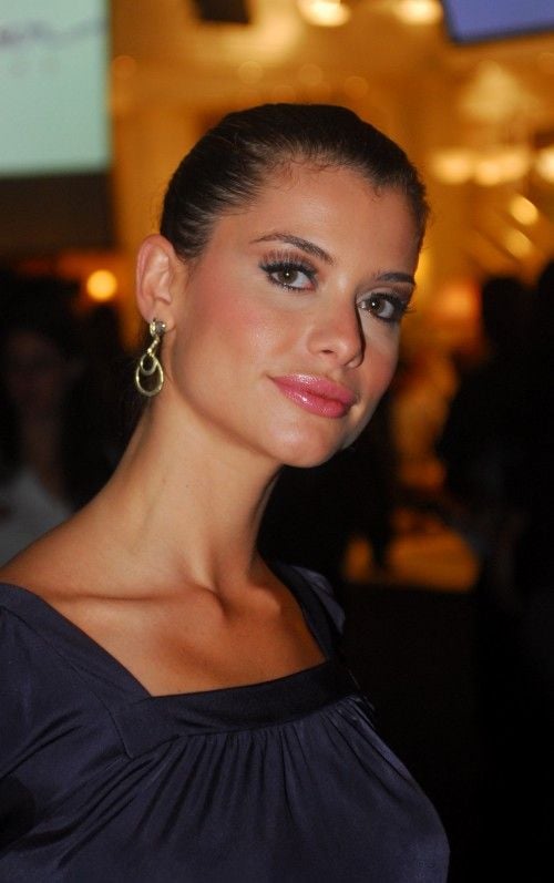 Foto de Alinne Moraes - Fotos Alinne Moraes - Foto 26 de 64 - AdoroCinema