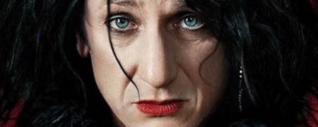 Filme com Sean Penn como roqueiro ganha data de estreia