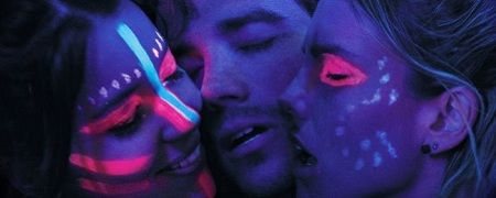 Paraísos Artificiais ganha cartaz e trailer