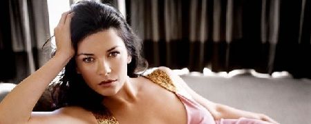 Catherine Zeta-Jones entra para o elenco de RED 2