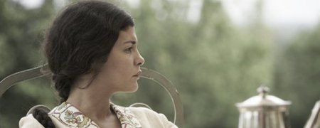 Diário de Cannes: filme com Audrey Tautou homenageia diretor falecido