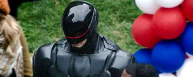 Robocop: Novas fotos revelam os detalhes da armadura do herói
