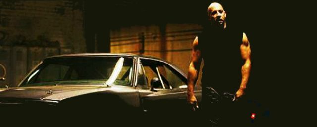 Velozes & Furiosos 6: Novas fotos com Vin Diesel em pleno resgate