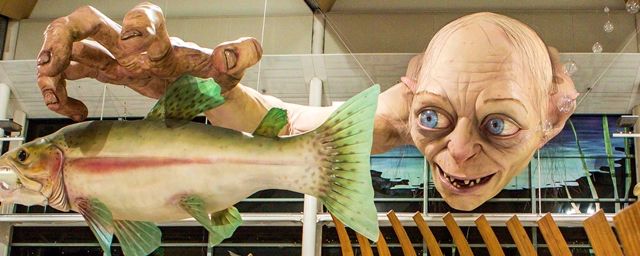 Gollum ganha escultura gigante para comemorar a chegada de O Hobbit: Uma Jornada Inesperada