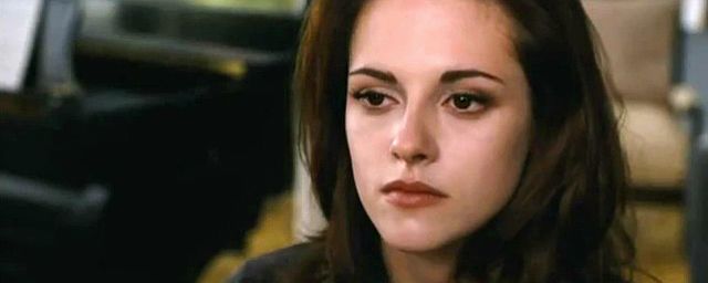 A Saga Crepúsculo: Bella tenta agir como humana em novo vídeo de Amanhecer - Parte 2