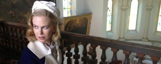 Nicole Kidman divulga nova foto caracterizada como Grace Kelly