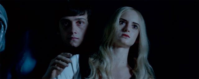 Assista ao clipe da banda The Killers dirigido por Tim Burton e estrelado por Winona Ryder