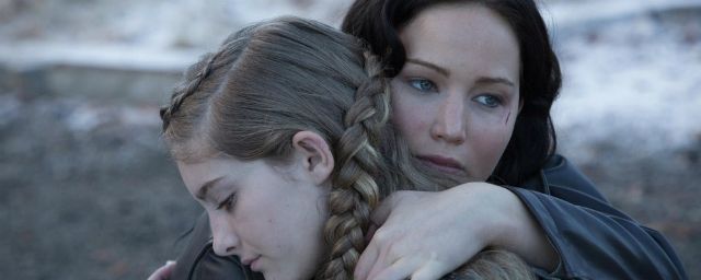 Jogos Vorazes - Em Chamas: Katniss volta para casa em nova imagem