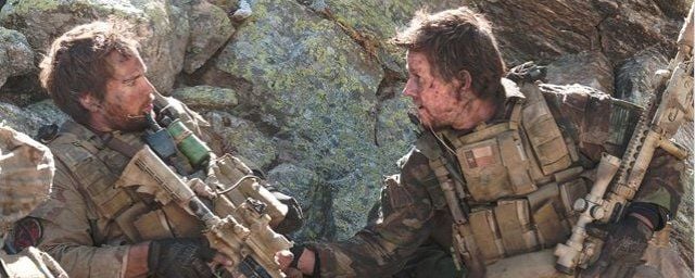 Lone Survivor  O Grande Herói (Trailer Oficial) [LEG Português] 