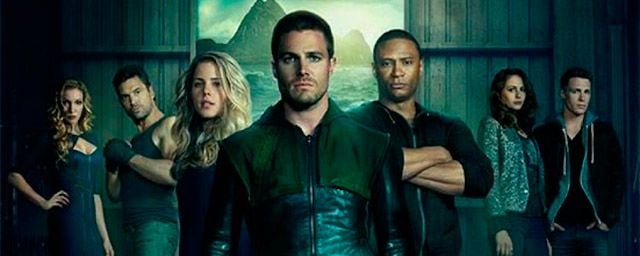 Retorno de Arrow ganha dois vídeos promocionais