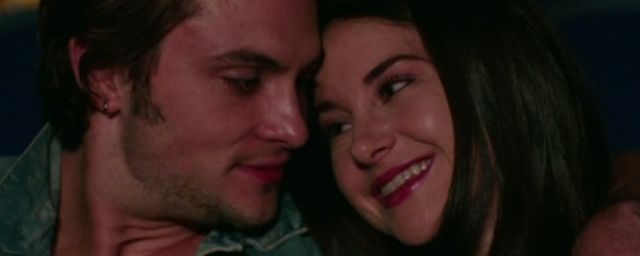 Shailene Woodley protagoniza cenas quentes em novo vídeo do drama White Bird in a Blizzard