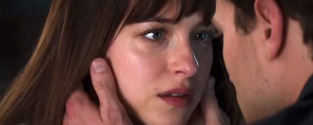 Cinquenta Tons de Cinza: Anastasia conhece a família Grey em novo vídeo