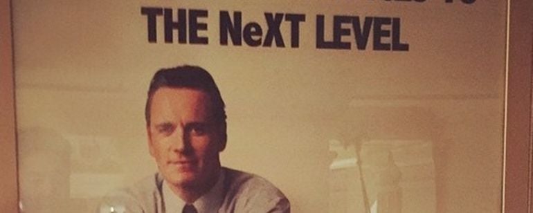 Michael Fassbender é Steve Jobs em anúncio dos computadores NeXT