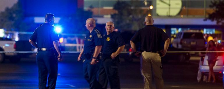 Tiroteio em cinema nos Estados Unidos deixa três mortos e nove feridos