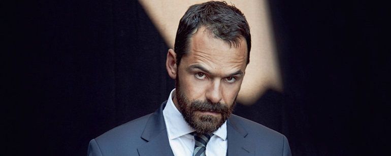 Legends of Tomorrow encontra seu Vandal Savage