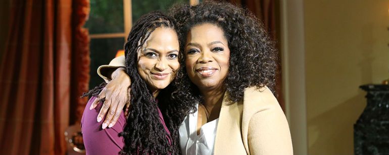 Oprah Winfrey pode retomar parceria com Ava DuVernay na adaptação Uma Dobra no Tempo