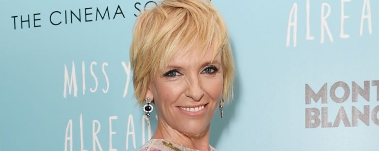 Toni Collette vai estrelar nova série do criador de Black-ish