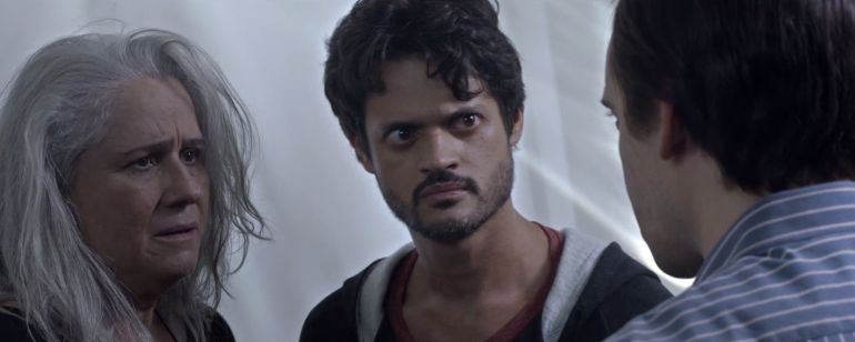 Exclusivo: Júlio Andrade e Vera Holtz discutem em cena do filme Maresia