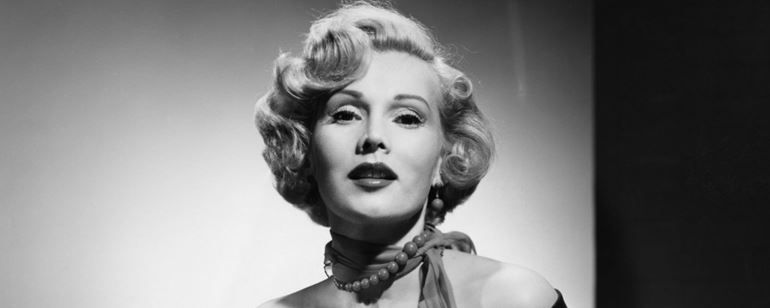 Lendária atriz (e celebridade) Zsa Zsa Gabor morre aos 99 anos