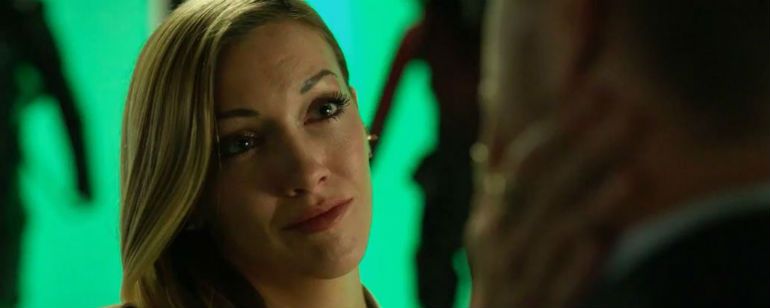 Arrow: Novo trailer questiona o misterioso retorno de Laurel