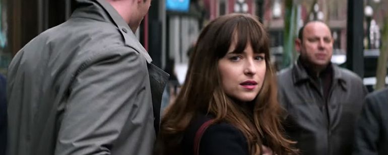 Cinquenta Tons Mais Escuros: Anastasia e Christian correm perigo em cenas inéditas