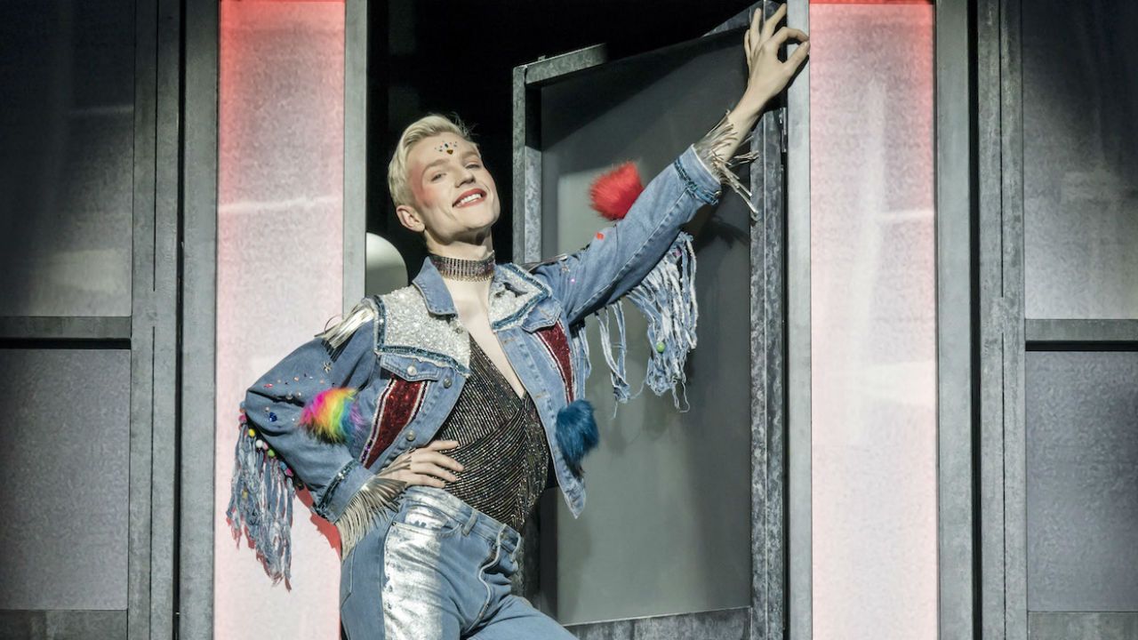 Everybody's Talking About Jamie: Adaptação do musical ganha foto e ...