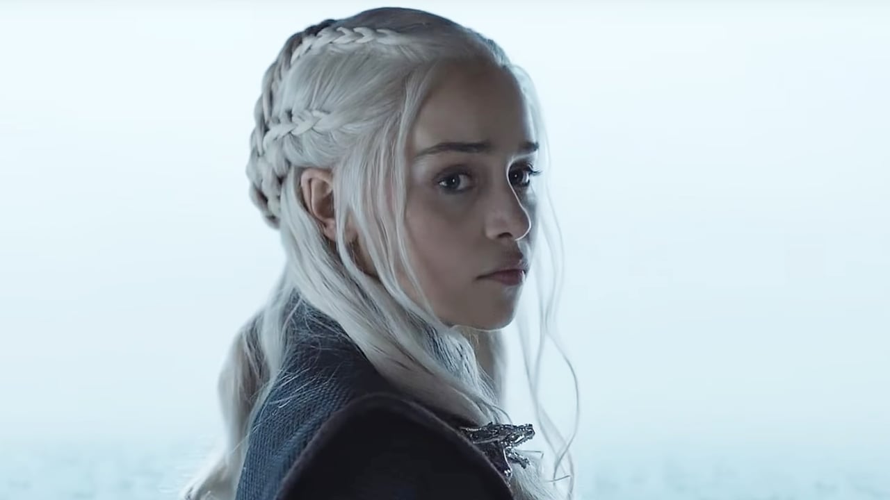 Emilia Clarke foi pressionada a ficar nua para não decepcionar fãs de Game  of Thrones - Notícias Série - como visto na Web - AdoroCinema