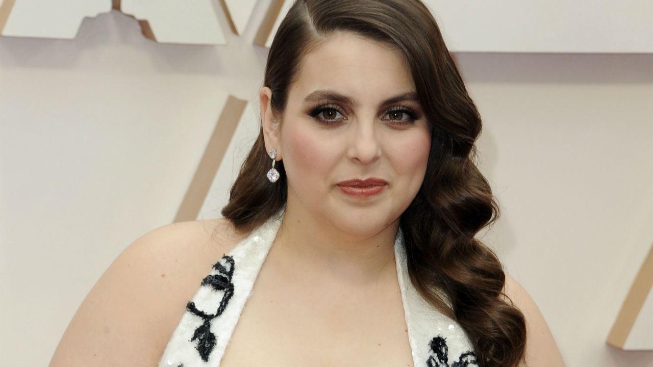 Grey's Anatomy escala Beanie Feldstein, revelação de Fora de Série