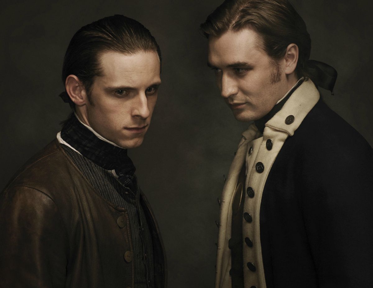 Turn Washington's Spies Foto Jamie Bell, Seth Numrich 72 no 76