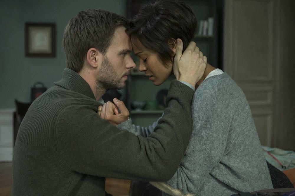 Rosemary’s Baby Foto Patrick J. Adams, Zoe Saldana 10 no 16 AdoroCinema