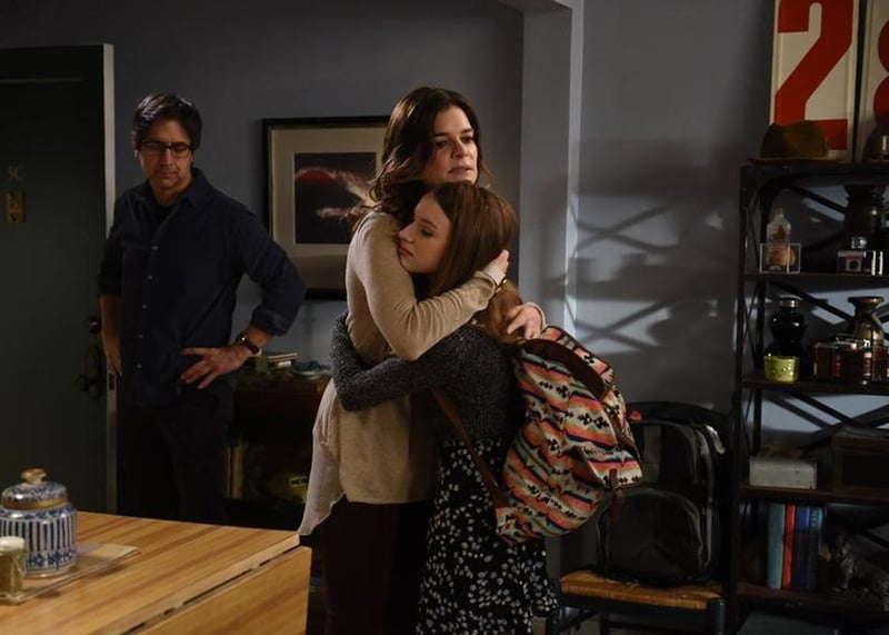 Parenthood : Parenthood : Fotos Betsy Brandt, Courtney Grosbeck, Ray ...