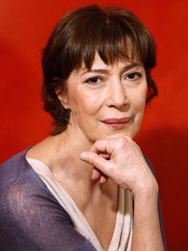 anne alvaro in answer #2165383