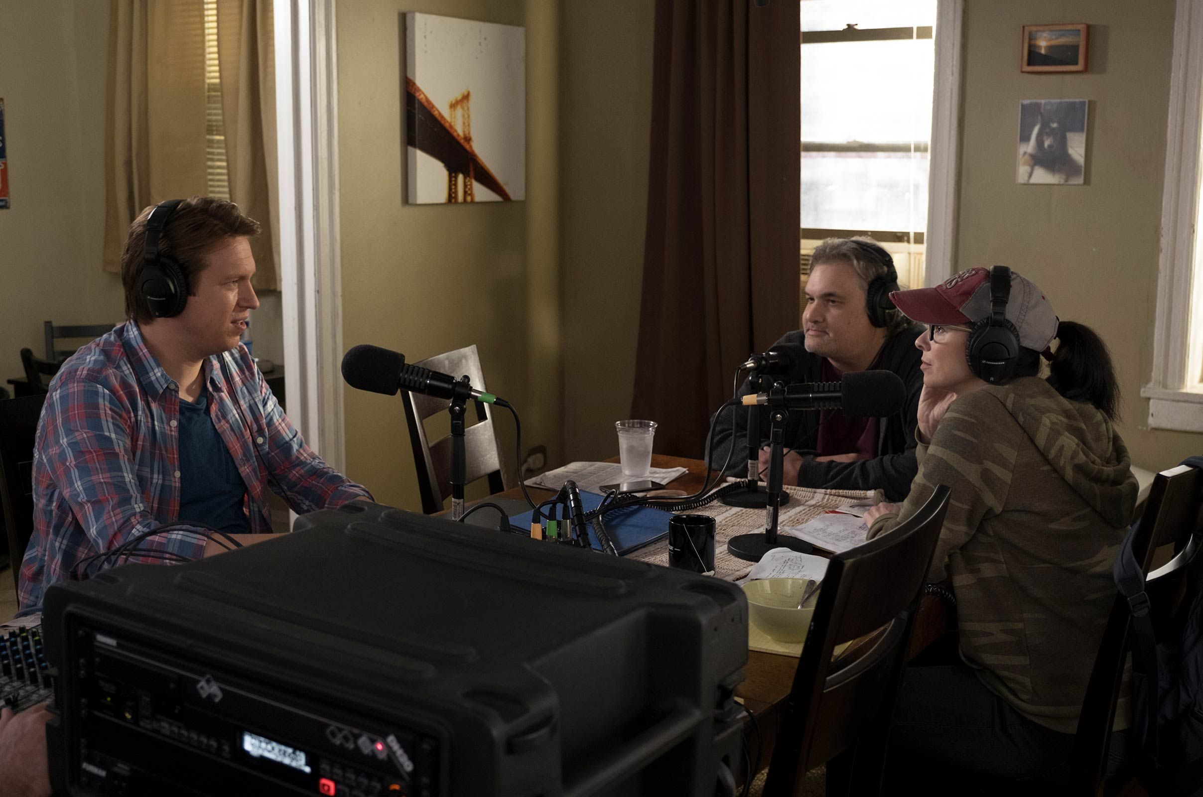 Crashing Foto Pete Holmes 30 no 36 AdoroCinema